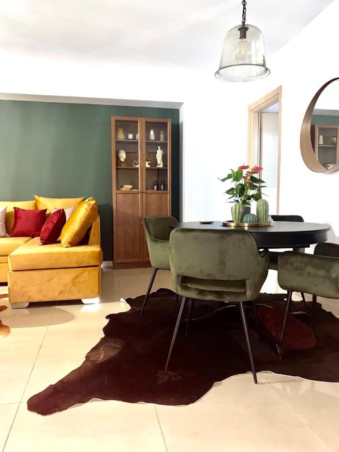 Little John Luxury Apartment El Pireo Exterior foto