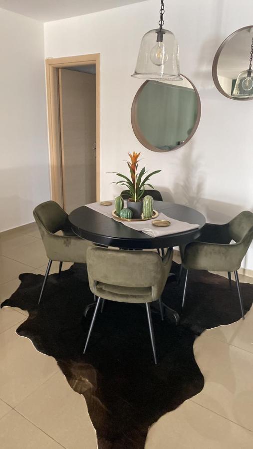 Little John Luxury Apartment El Pireo Exterior foto