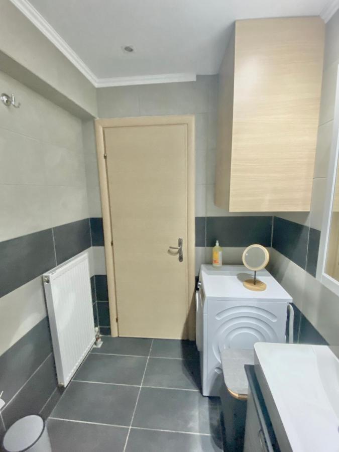Little John Luxury Apartment El Pireo Exterior foto