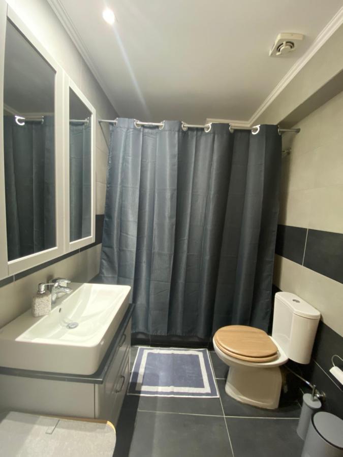 Little John Luxury Apartment El Pireo Exterior foto